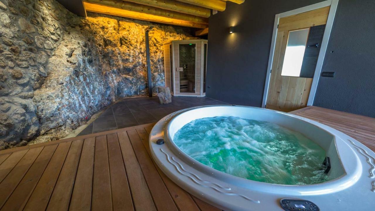 Casa Rural Cal Rossa De Taus Spa Zewnętrze zdjęcie